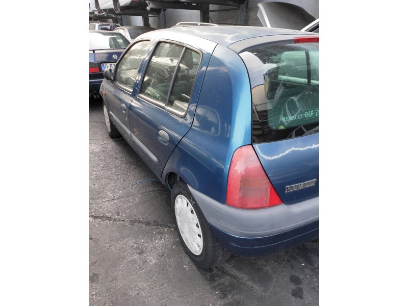 renault clio ii fase i (b/cbo) del año 2000