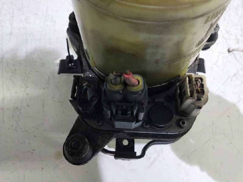Recambio de bomba direccion para ford c-max (cb3) ambiente referencia OEM IAM 4M513K514CC  