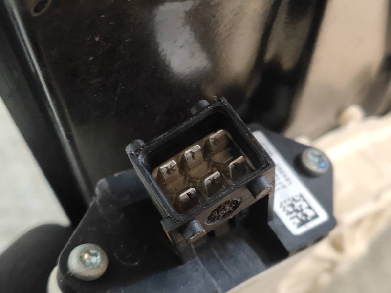 Recambio de elevalunas delantero izquierdo para opel astra twin top cosmo referencia OEM IAM 13193231  3P