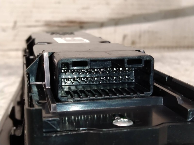 Recambio de mando elevalunas delantero izquierdo para lexus is 300h referencia OEM IAM 8404053230 515681 589626 DX