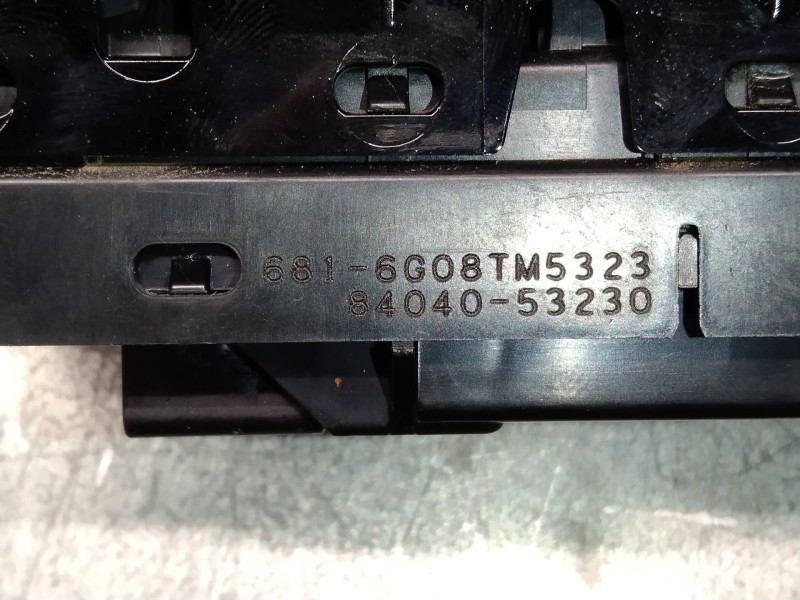 Recambio de mando elevalunas delantero izquierdo para lexus is 300h referencia OEM IAM 8404053230 515681 589626 DX