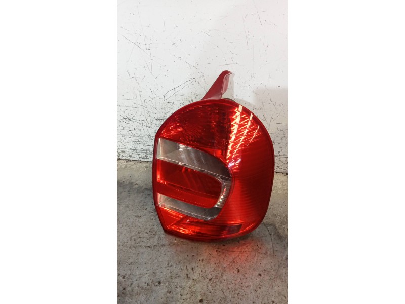 Recambio de piloto trasero derecho para renault grand modus authentique referencia OEM IAM 8200658413  