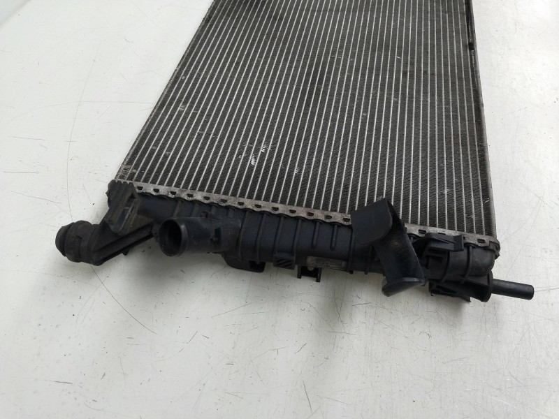 Recambio de radiador agua para ford c-max (cb3) ambiente referencia OEM IAM 3M5H8005TI  