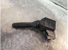 Recambio de mando limpia para toyota yaris live referencia OEM IAM 17F144   2
