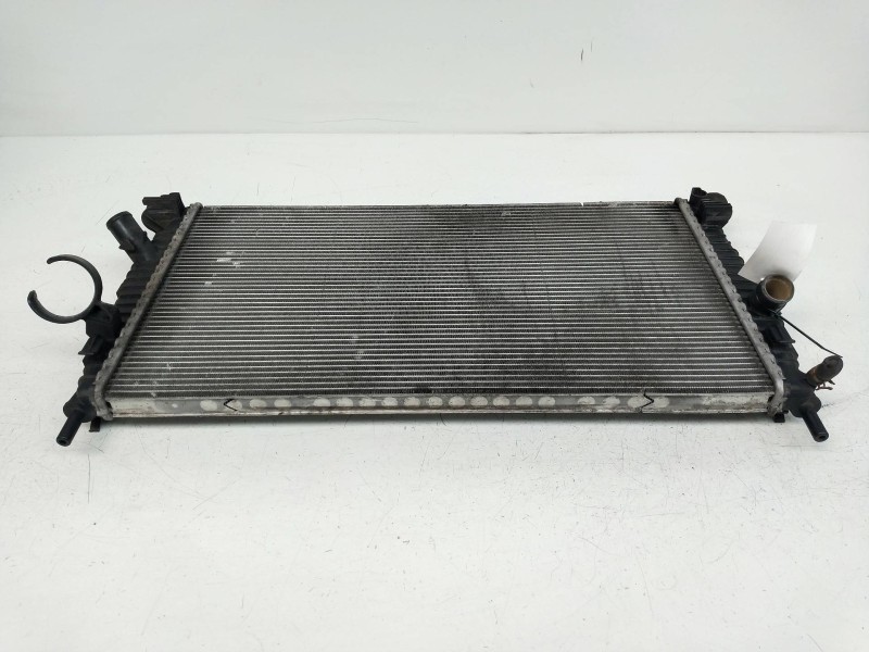 Recambio de radiador agua para ford c-max (cb3) ambiente referencia OEM IAM 3M5H8005TI  