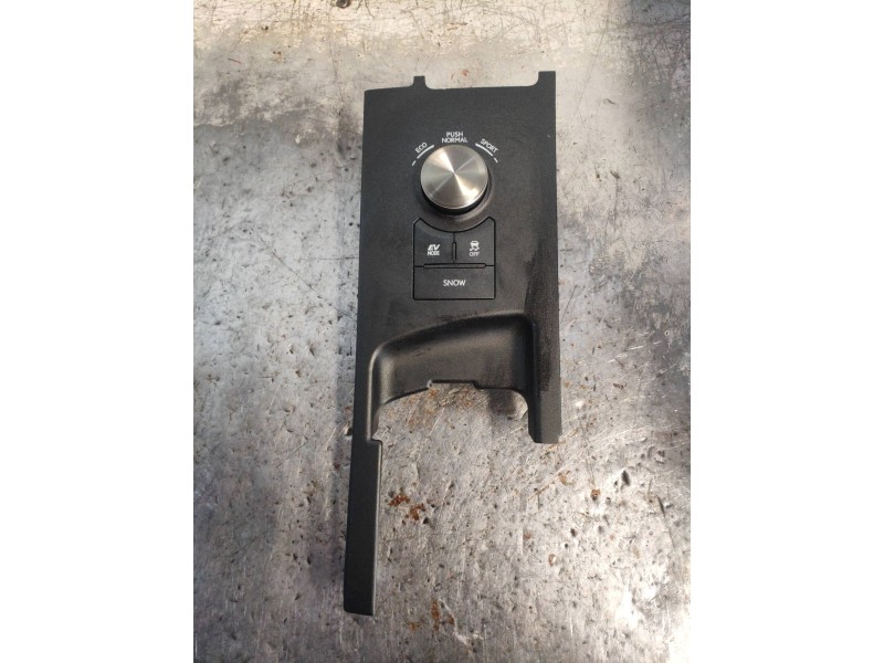 Recambio de mando multifuncion para lexus is 300h referencia OEM IAM   