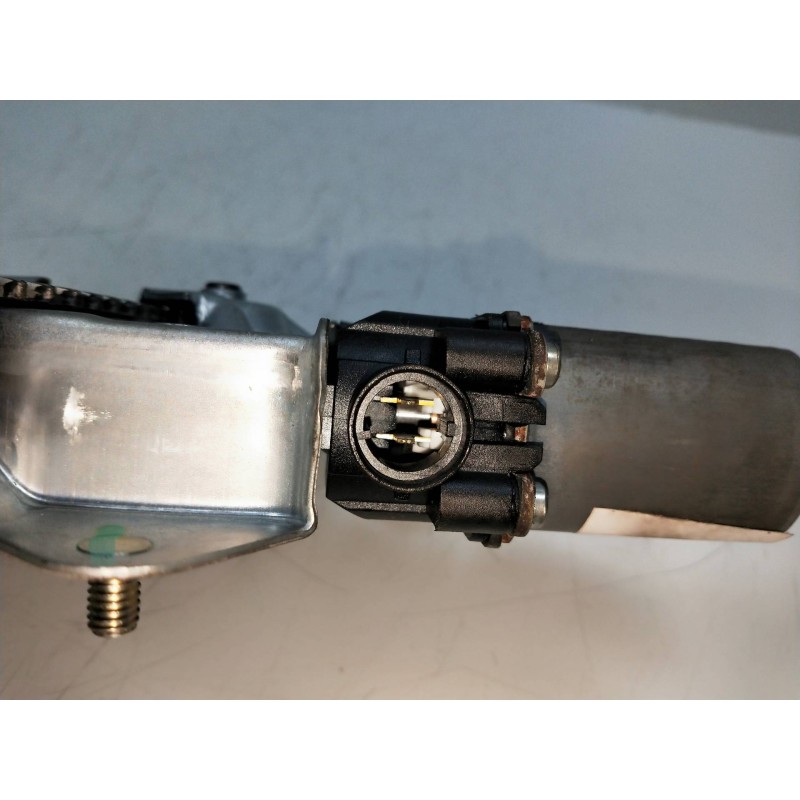 Recambio de elevalunas delantero derecho para nissan kubistar (x76) 1.5 dci turbodiesel cat referencia OEM IAM 400664  5P Recambio de elevalunas delantero derecho para nissan kubistar (x76) 1.5 dci turbodiesel cat referencia OEM IAM 400664  5P