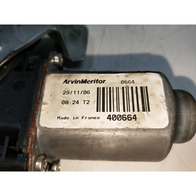 Recambio de elevalunas delantero derecho para nissan kubistar (x76) 1.5 dci turbodiesel cat referencia OEM IAM 400664  5P Recambio de elevalunas delantero derecho para nissan kubistar (x76) 1.5 dci turbodiesel cat referencia OEM IAM 400664  5P