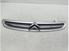 Recambio de rejilla delantera para citroen xsara picasso 1.6 hdi 110 sx top referencia OEM IAM   