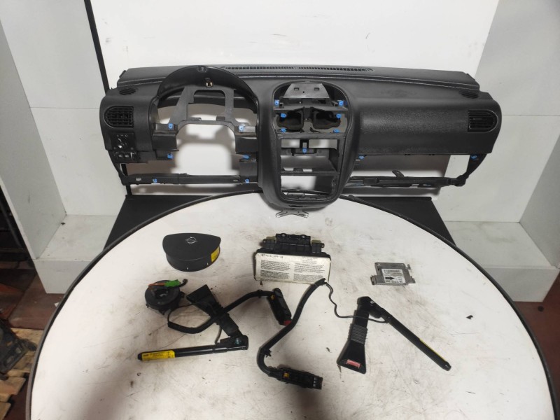Recambio de kit airbag para opel tigra twin top 1.4 16v referencia OEM IAM   