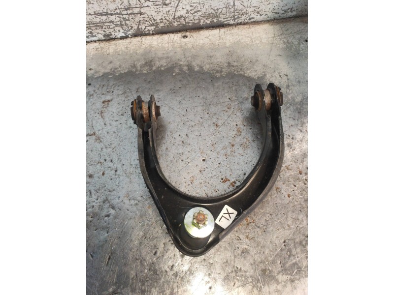 Recambio de brazo suspension superior delantero izquierdo para lexus is 300h referencia OEM IAM   