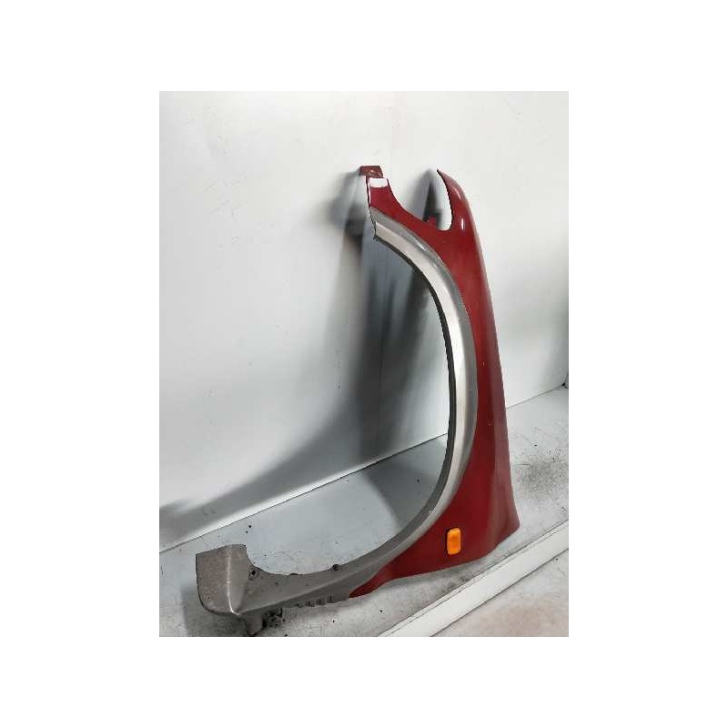 Recambio de aleta delantera izquierda para kia sportage 2.0 turbodiesel cat referencia OEM IAM   