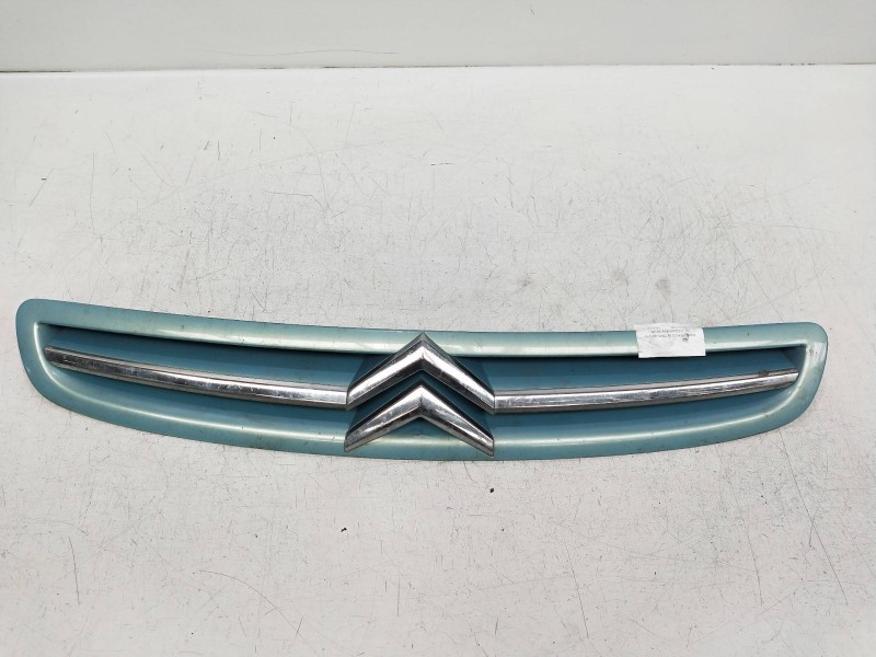 Recambio de rejilla delantera para citroen xsara picasso 2.0 hdi sx referencia OEM IAM   
