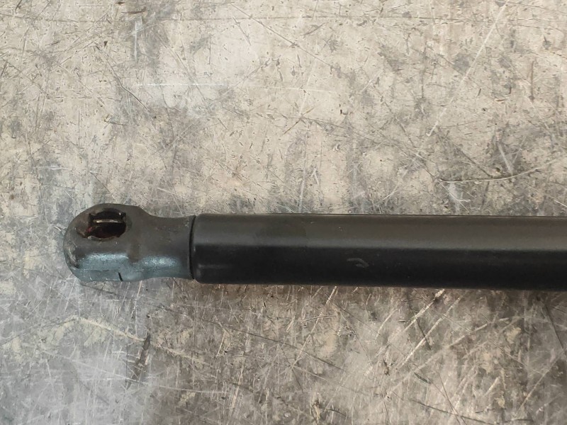 Recambio de amortiguadores capo para opel astra twin top cosmo referencia OEM IAM   