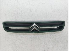 Recambio de rejilla delantera para citroen xantia berlina 1.9 td sx referencia OEM IAM   