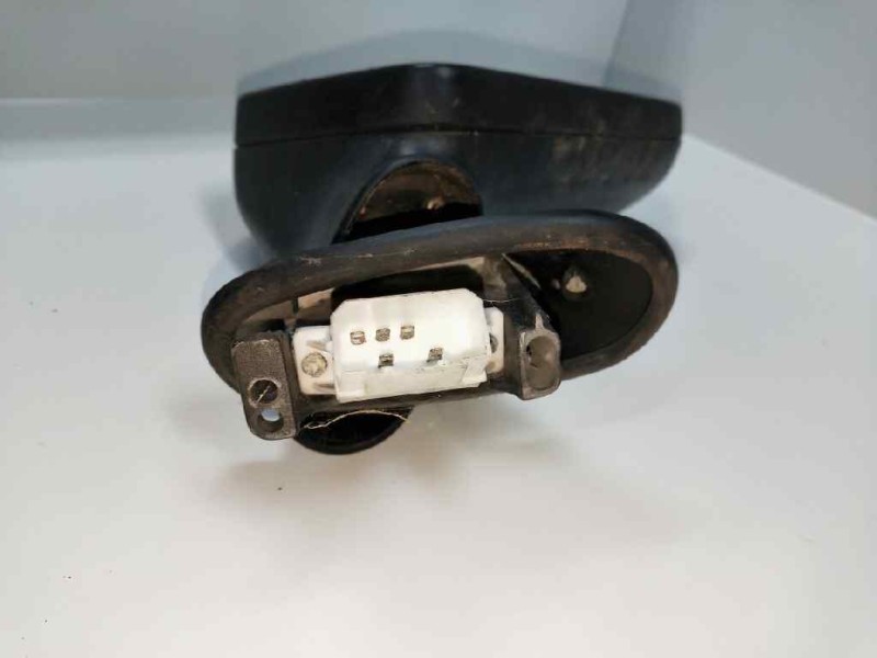 Recambio de retrovisor derecho para audi 80 avant 2.3 referencia OEM IAM   ELECTRICO Recambio de retrovisor derecho para audi 80 avant 2.3 referencia OEM IAM   ELECTRICO