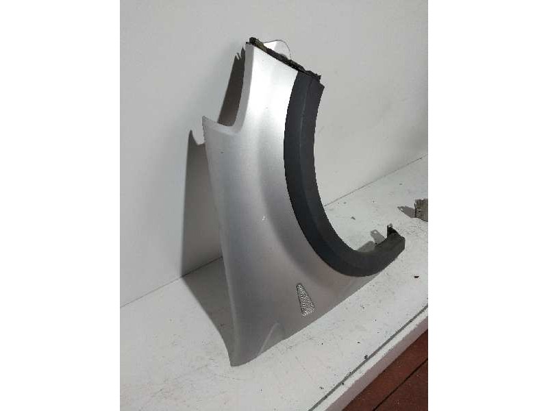 Recambio de aleta delantera derecha para dacia sandero stepway referencia OEM IAM   
