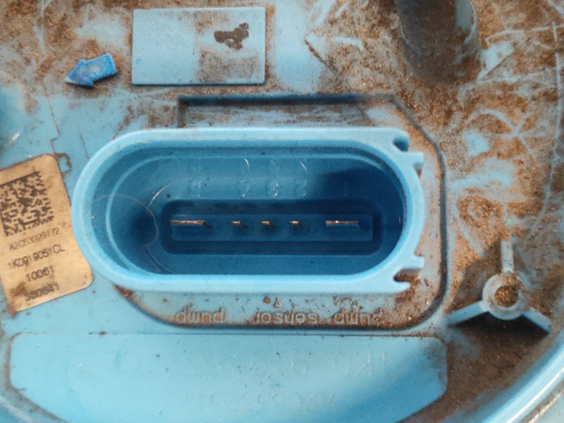 Recambio de bomba combustible para volkswagen golf vi (5k1) gti referencia OEM IAM A2C53323172 1K0919051CL 