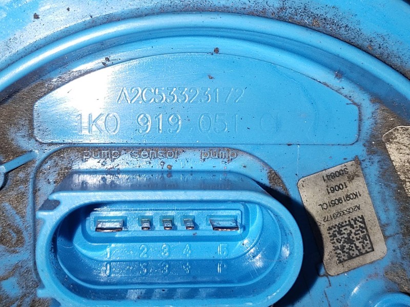 Recambio de bomba combustible para volkswagen golf vi (5k1) gti referencia OEM IAM A2C53323172 1K0919051CL 