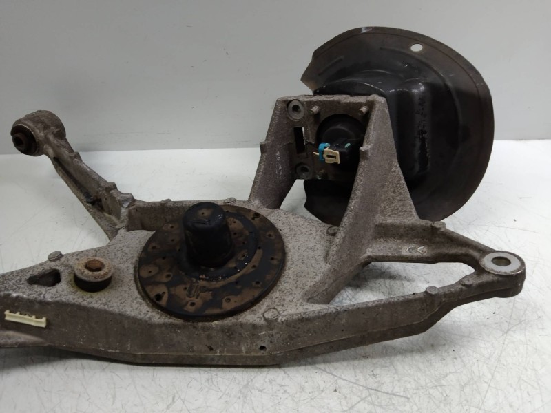 Recambio de mangueta trasera derecha para cadillac seville sts referencia OEM IAM   