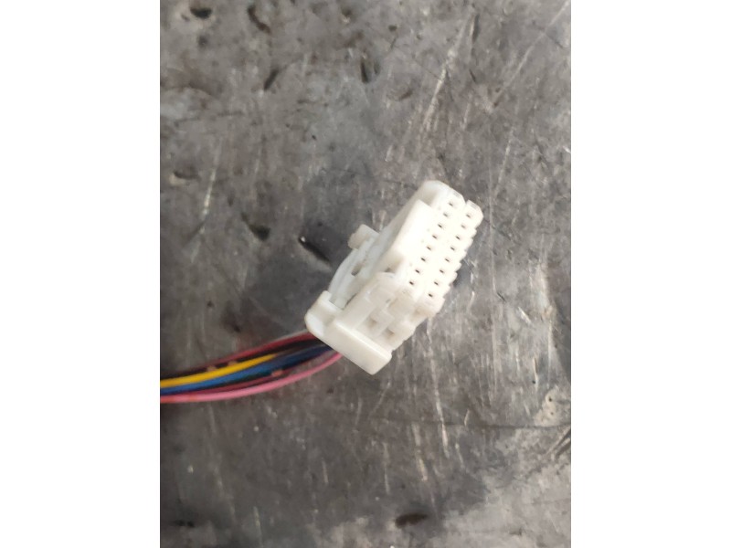 Recambio de retrovisor izquierdo para lexus is 300h referencia OEM IAM   ELECTRICO