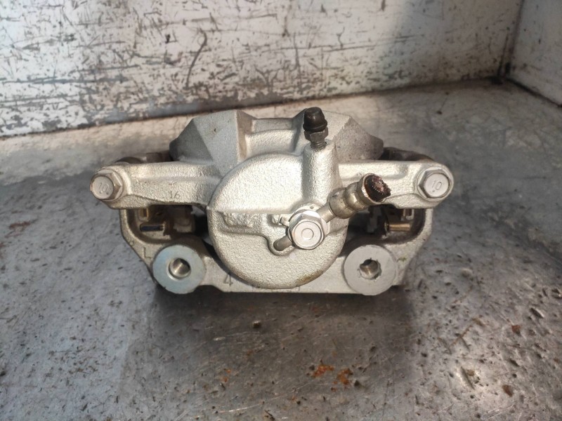 Recambio de pinza freno delantera izquierda para lexus is 300h referencia OEM IAM   