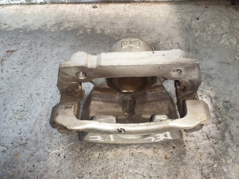 Recambio de pinza freno delantera izquierda para lexus is 300h referencia OEM IAM   