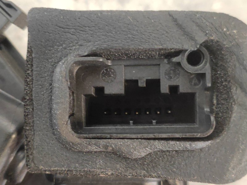 Recambio de motor cierre centralizado delantero derecho para volkswagen golf vi (5k1) gti referencia OEM IAM 5K1837016B 5P A65K1