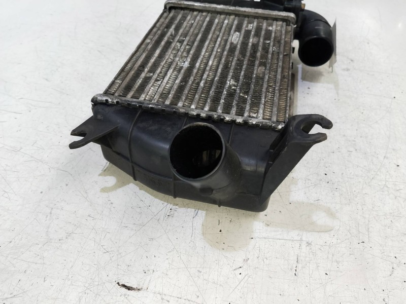 Recambio de intercooler para kia sportage 2.0 turbodiesel cat referencia OEM IAM OK05813550  