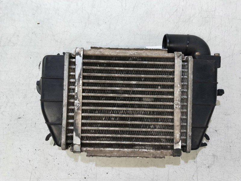 Recambio de intercooler para kia sportage 2.0 turbodiesel cat referencia OEM IAM OK05813550  