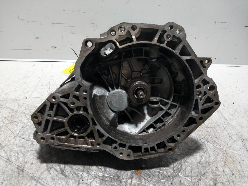 Recambio de caja cambios para opel corsa d enjoy referencia OEM IAM F17W374 A15272 