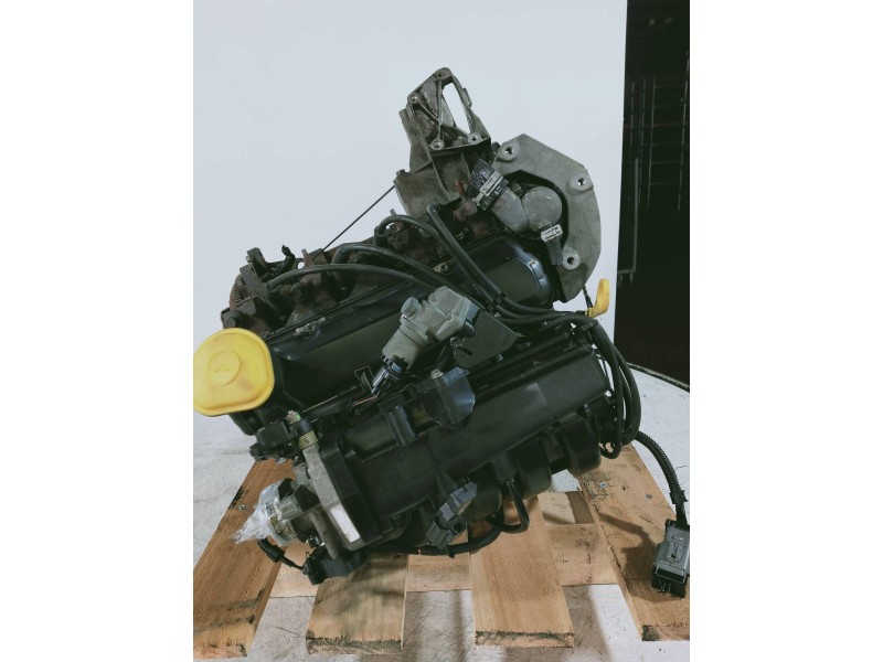 Recambio de motor completo para ford fiesta berlina (dx) ambiente referencia OEM IAM J4L YRR09480 