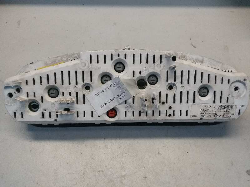 Recambio de cuadro instrumentos para fiat bravo (182) 1.9 jtd cat referencia OEM IAM 46769250 FI0010103K0C0 