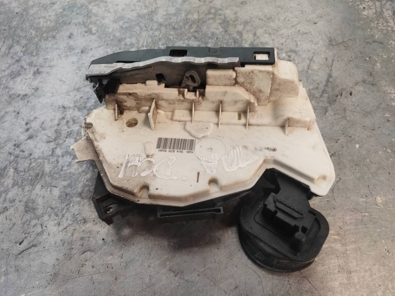 Recambio de motor cierre centralizado trasero derecho para volkswagen golf vi (5k1) gti referencia OEM IAM 5K4839016H 46B5K48390