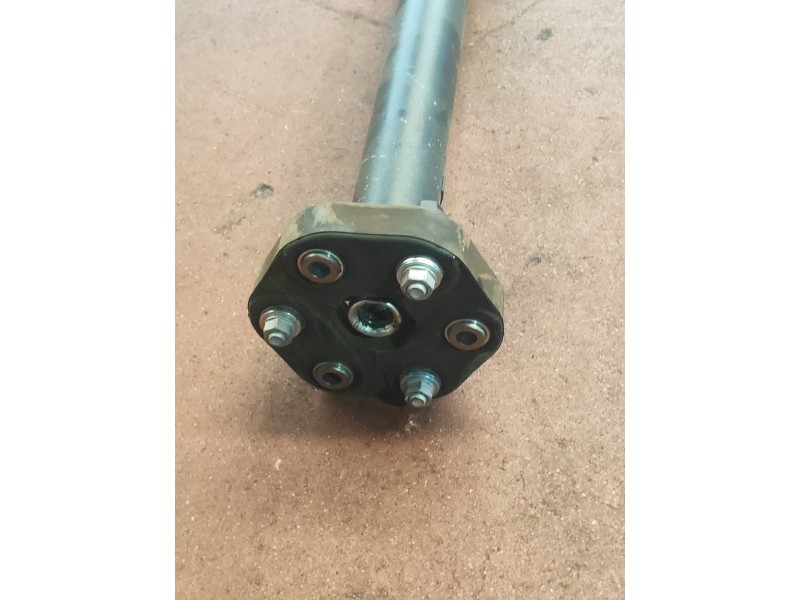 Recambio de transmision central para lexus is 300h referencia OEM IAM   