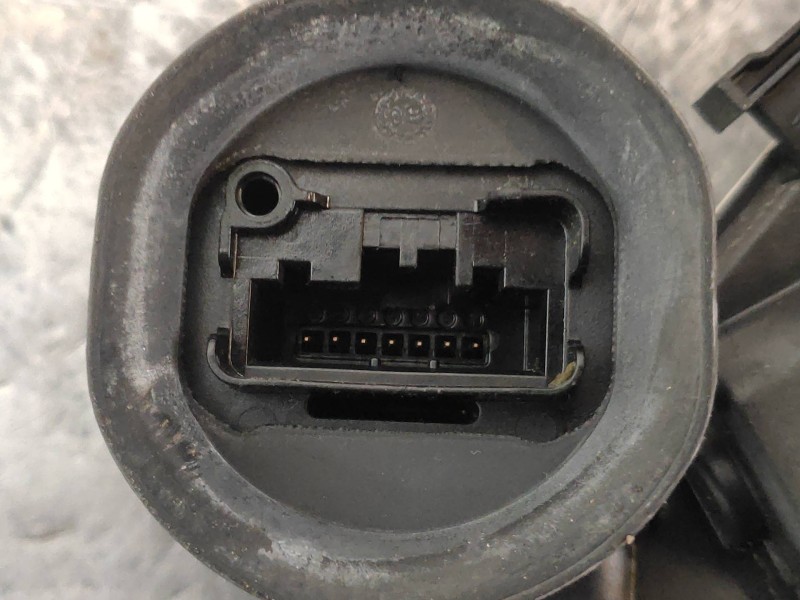 Recambio de motor cierre centralizado trasero izquierdo para volkswagen golf vi (5k1) gti referencia OEM IAM 5K4839015H 45B5K483