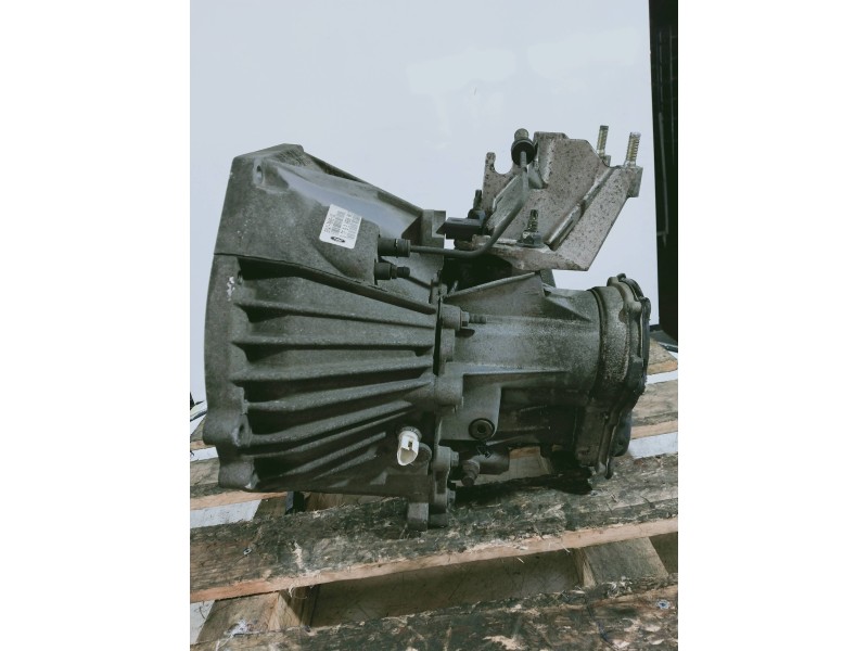 Recambio de caja cambios para ford fiesta berlina (dx) ambiente referencia OEM IAM 97WT7002VD STF B02B08 001252 5V