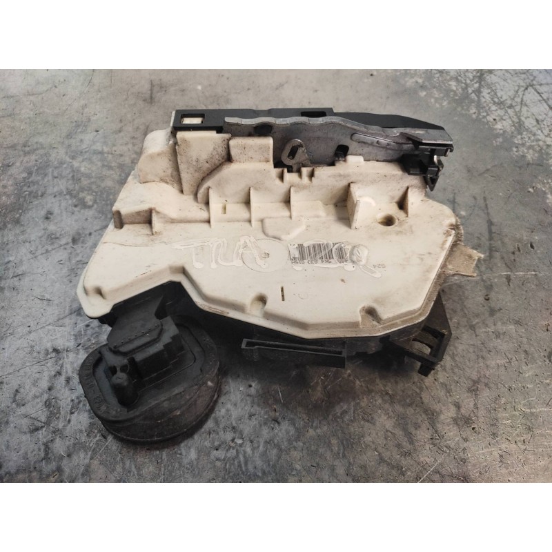 Recambio de motor cierre centralizado trasero izquierdo para volkswagen golf vi (5k1) gti referencia OEM IAM 5K4839015H 45B5K483