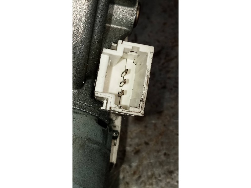 Recambio de motor limpia trasero para renault grand modus authentique referencia OEM IAM 53026304  