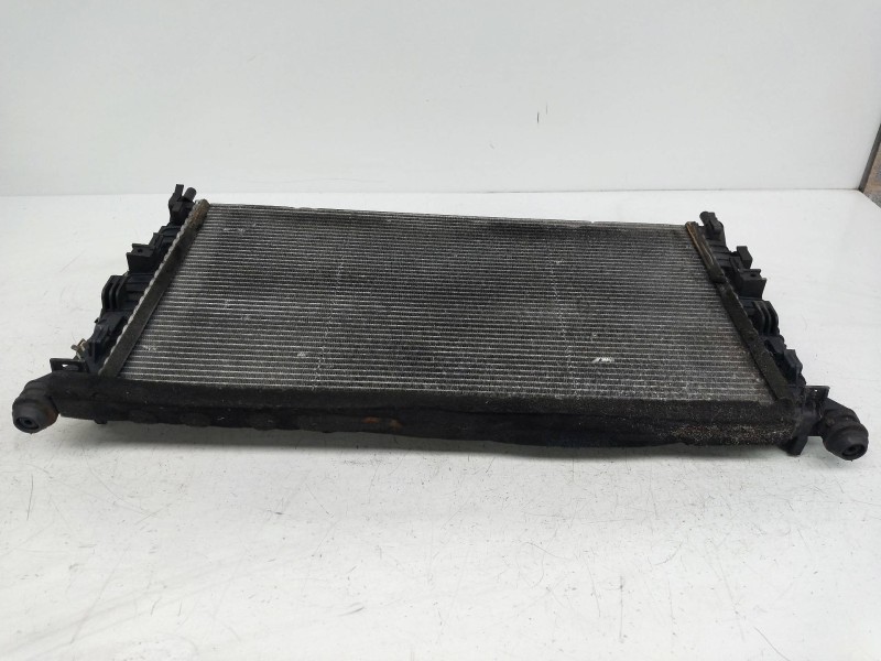 Recambio de radiador agua para ford focus berlina (cap) ambiente (d) referencia OEM IAM 3M5H8005TL  