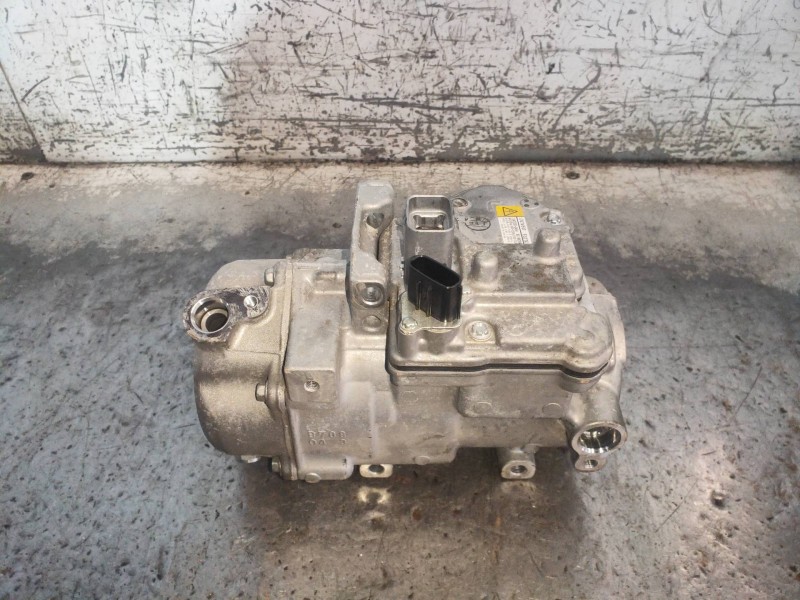 Recambio de compresor aire acondicionado para lexus is 300h referencia OEM IAM 0422000464 8D00269 ES27C