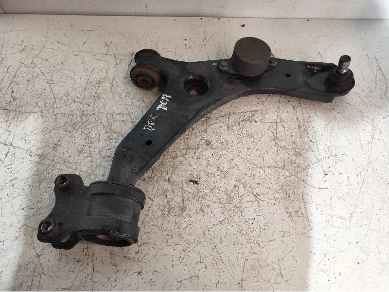 Recambio de brazo suspension inferior delantero derecho para mazda 5 berl. (cr) 2.0 crtd active+ (105kw) referencia OEM IAM   