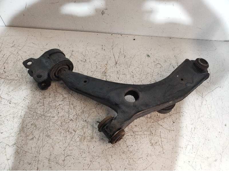 Recambio de brazo suspension inferior delantero derecho para mazda 5 berl. (cr) 2.0 crtd active+ (105kw) referencia OEM IAM   