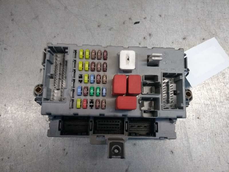 Recambio de caja reles / fusibles para fiat bravo (198) 1.4 16v cat referencia OEM IAM 46797609 406626 