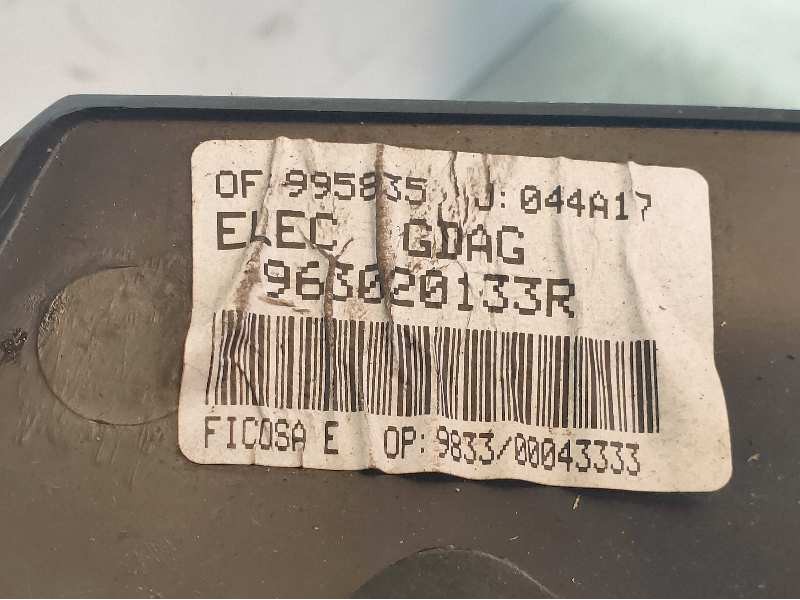 Recambio de retrovisor izquierdo para opel movano b kasten/combi 2.3 cdti referencia OEM IAM 963020133R  