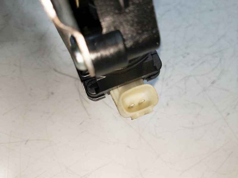 Recambio de elevalunas delantero izquierdo para nissan micra (k13) acenta referencia OEM IAM 827311HB0AC 3026029C 5P