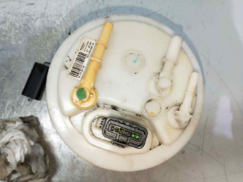 Recambio de bomba combustible para citroen c6 2.7 v6 hdi fap cat (uhz / dt17ted4) referencia OEM IAM 9647084180 0973630990104 MA