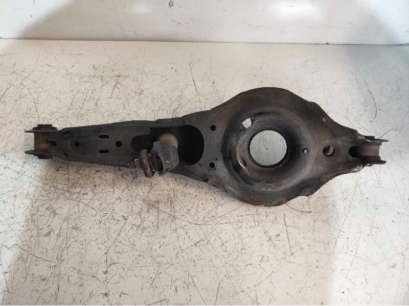 Recambio de brazo suspension inferior trasero izquierdo para mazda 5 berl. (cr) 2.0 crtd active+ (105kw) referencia OEM IAM   