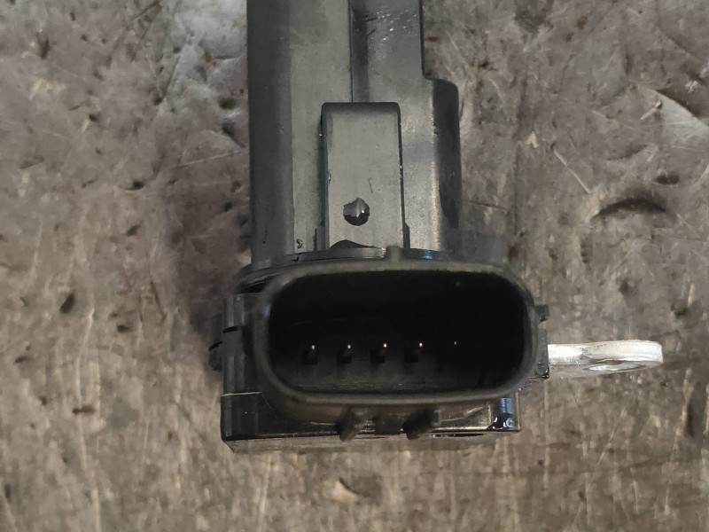 Recambio de caudalimetro para lexus is 300h referencia OEM IAM 1974005310 2220428010 