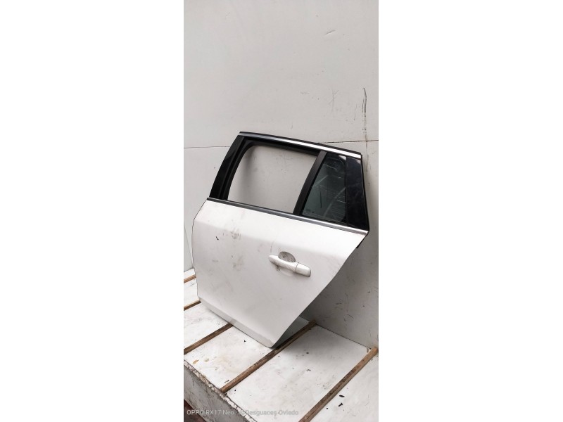 Recambio de puerta trasera izquierda para volvo v60 kombi kinetic referencia OEM IAM   
